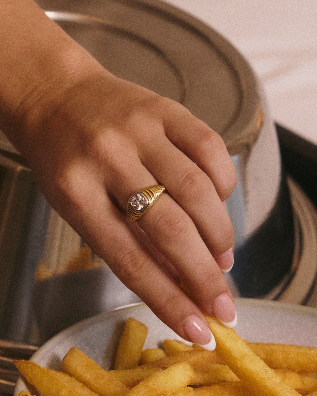 The Georgia Stone Signet Ring- Gold